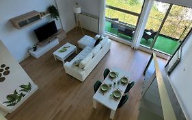The Green Loft - Wifi, Parking Privado